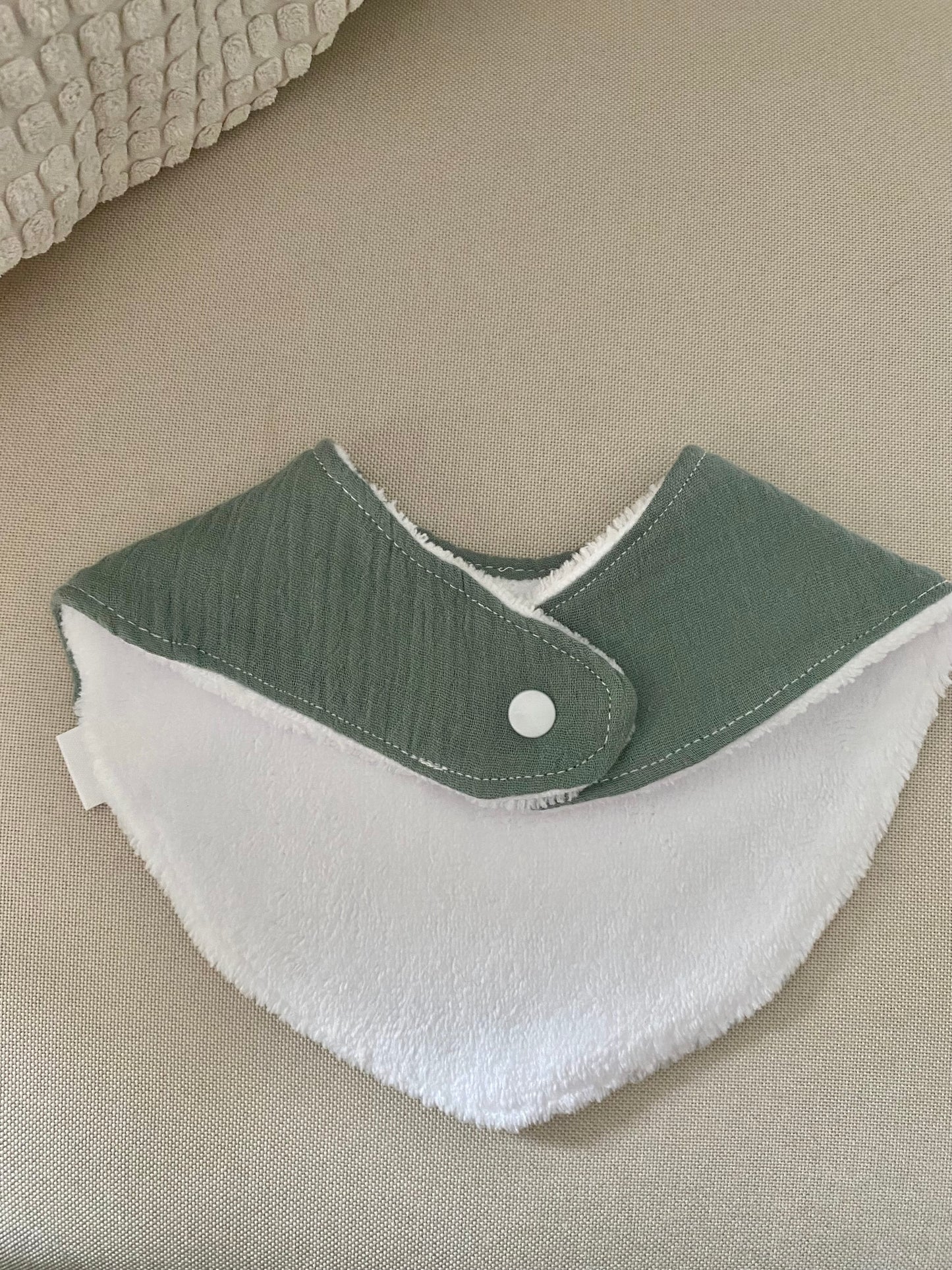 BAVOIR BANDANA "MON PREMIER NOËL" VERT SAUGE