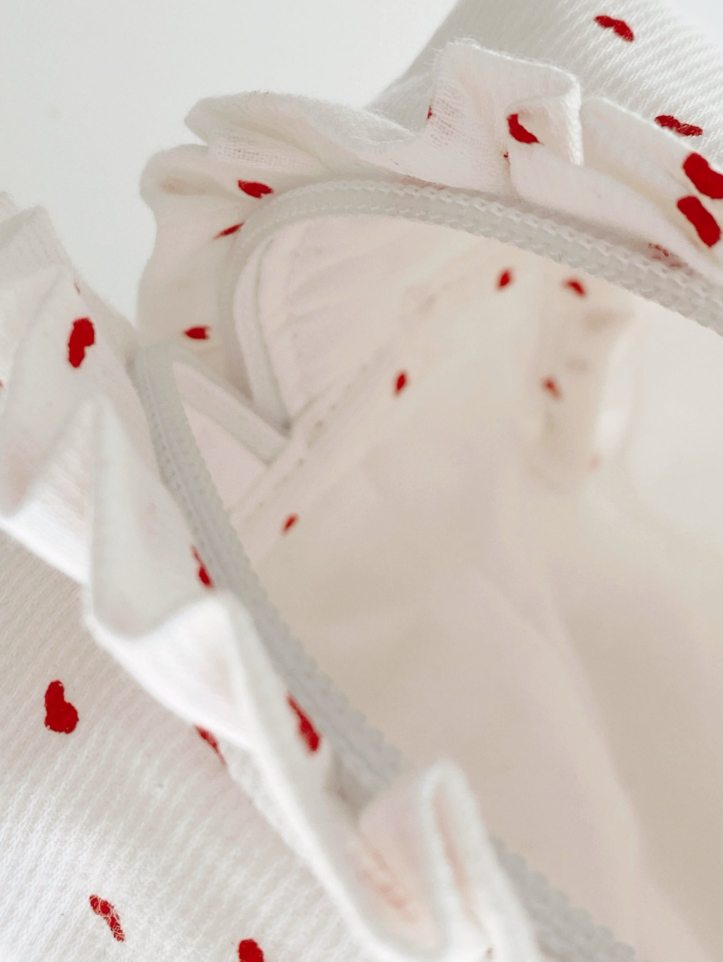 Trousse de toilette à volants