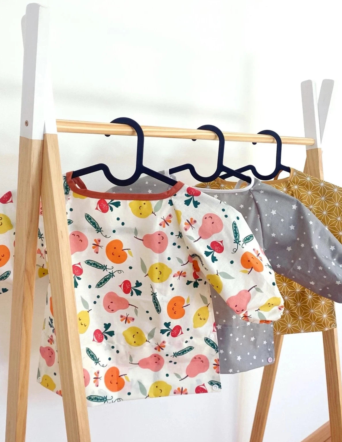 Bavoir / tablier à manches longues TAILLE 3-5 ANS