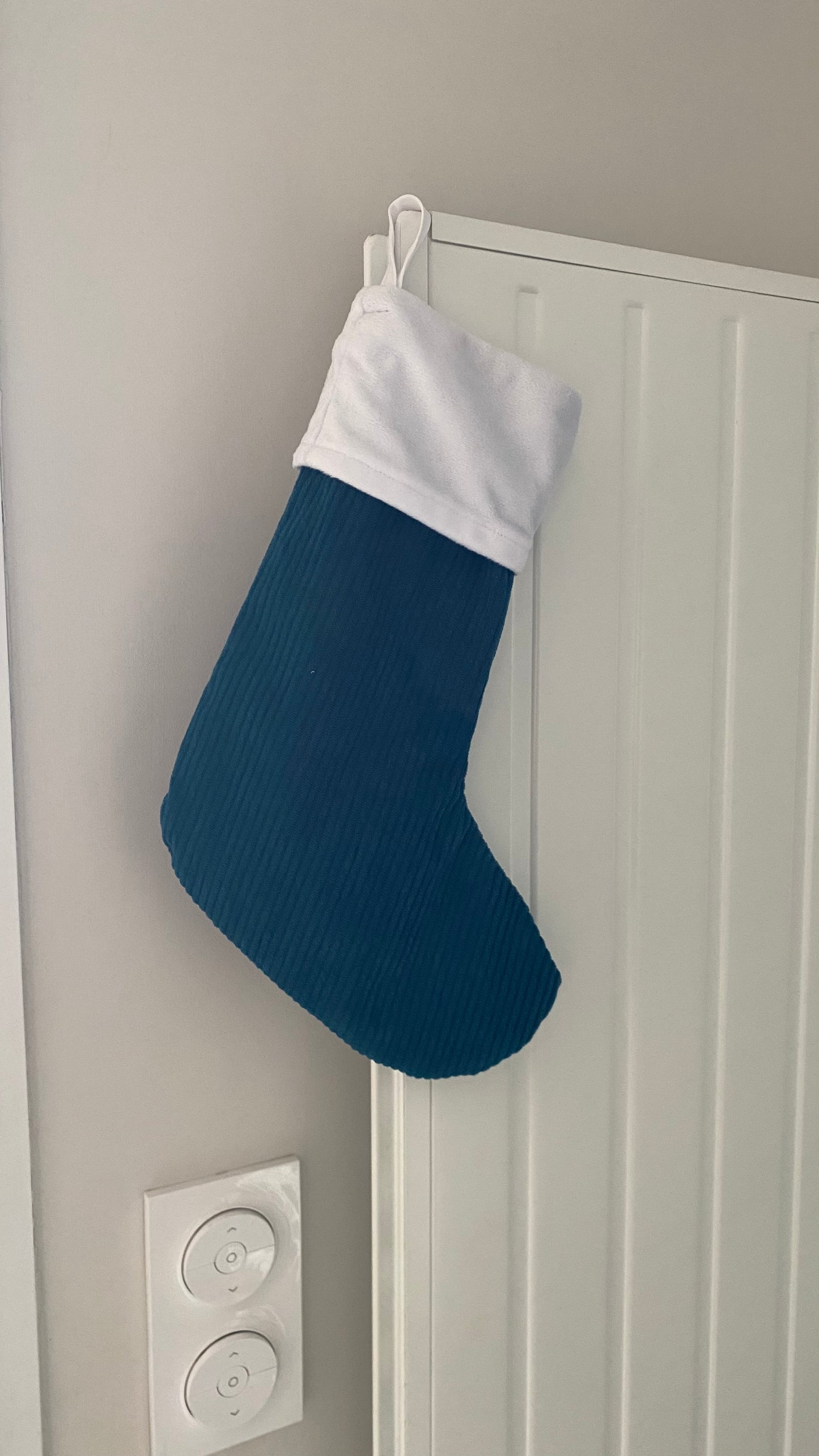 CHAUSSETTE DE NOËL EN VELOURS COTTELÉ - BLEU