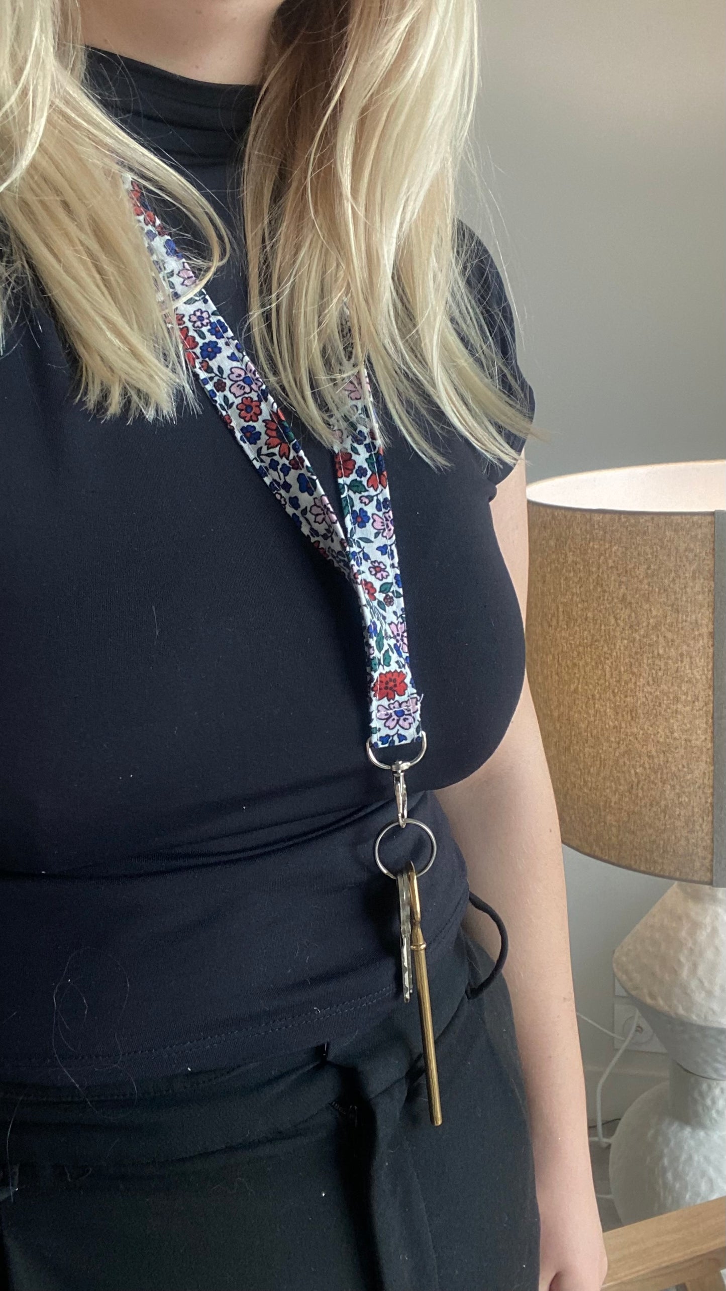 TOUR DE COU POUR CLÉS