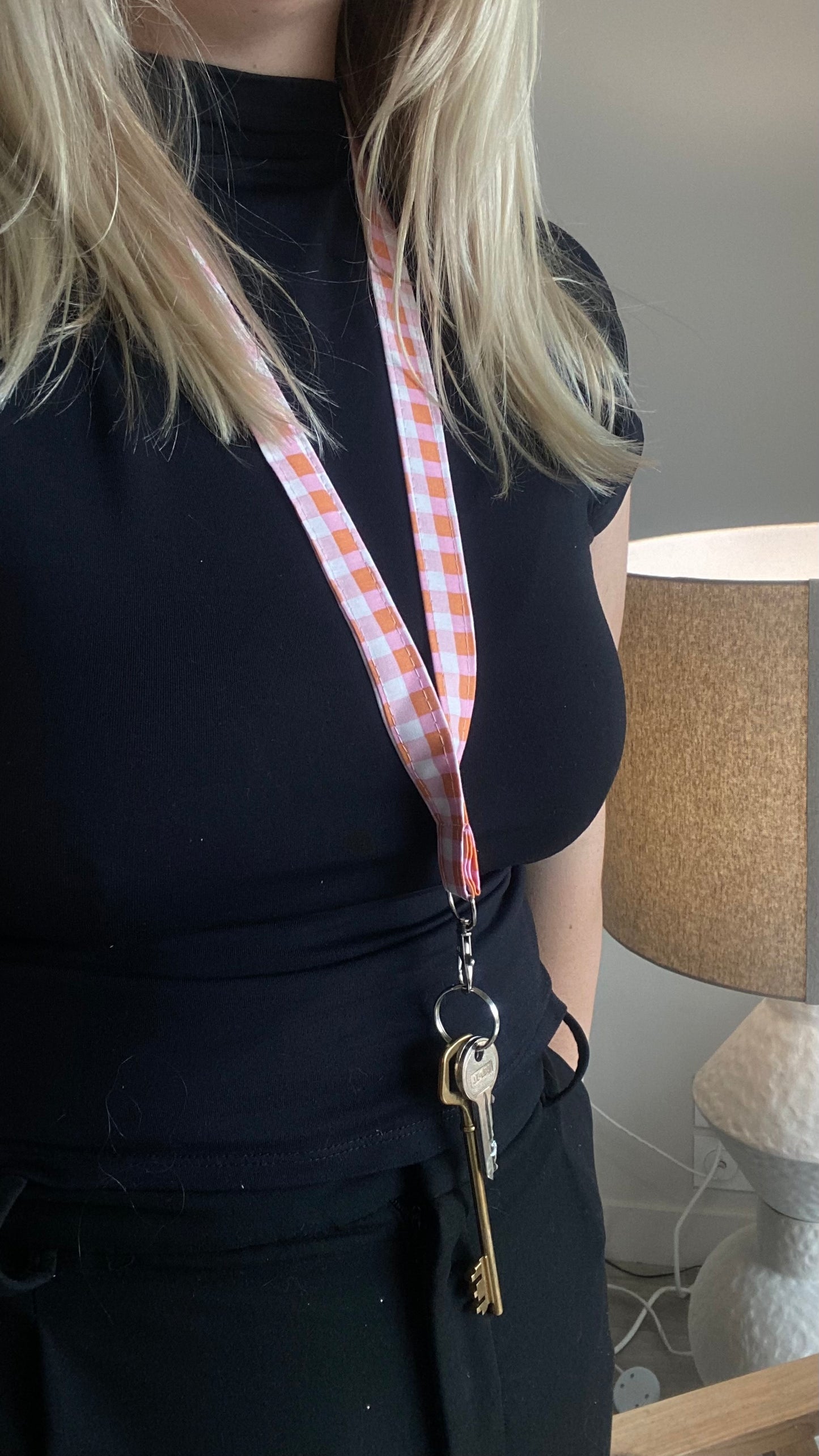 TOUR DE COU POUR CLÉS