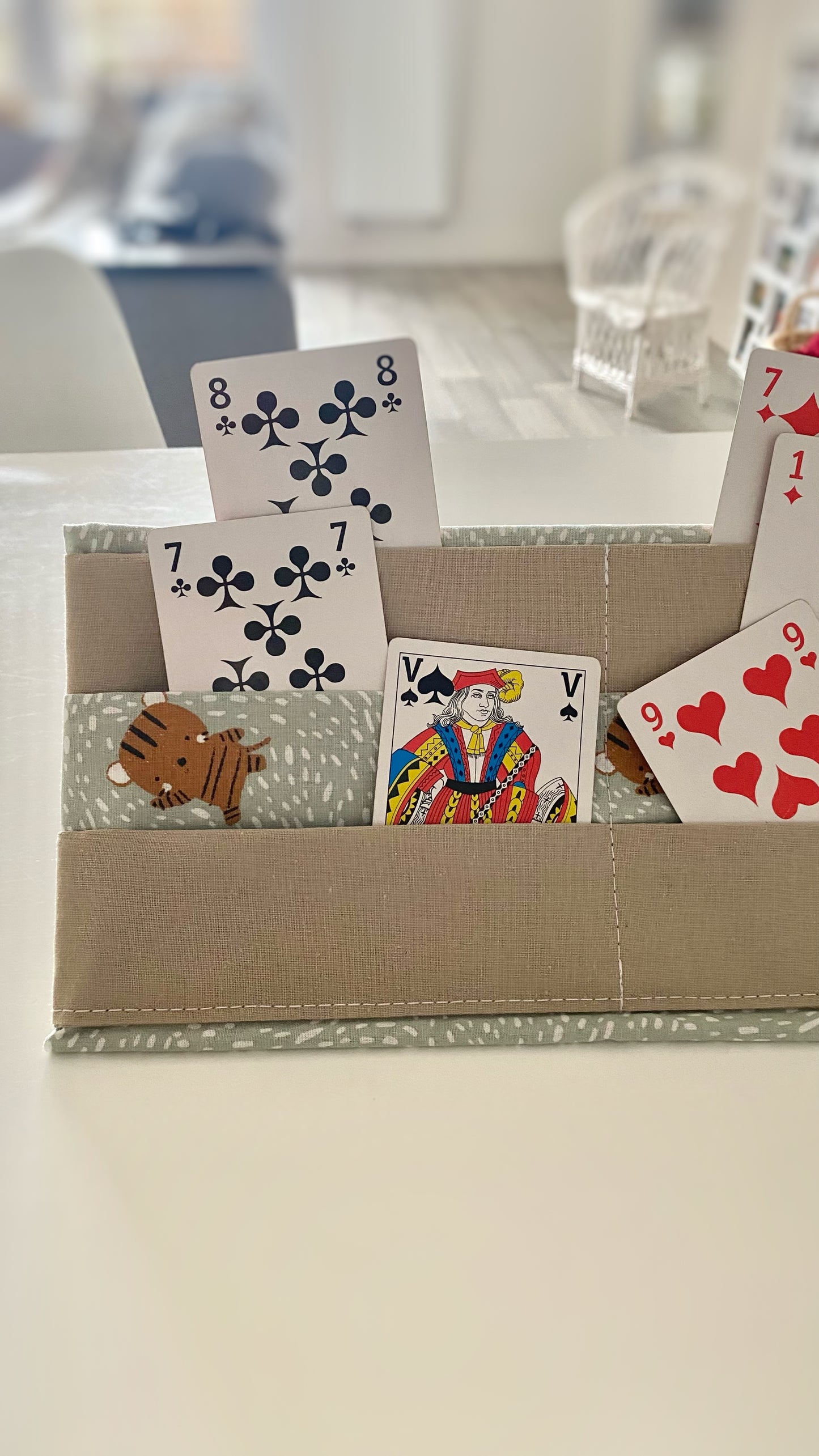 SUPPORT JEUX DE CARTES